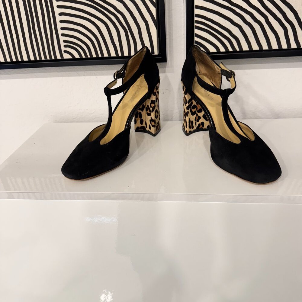 Derksen Black suede with Leopard print block heel size 8